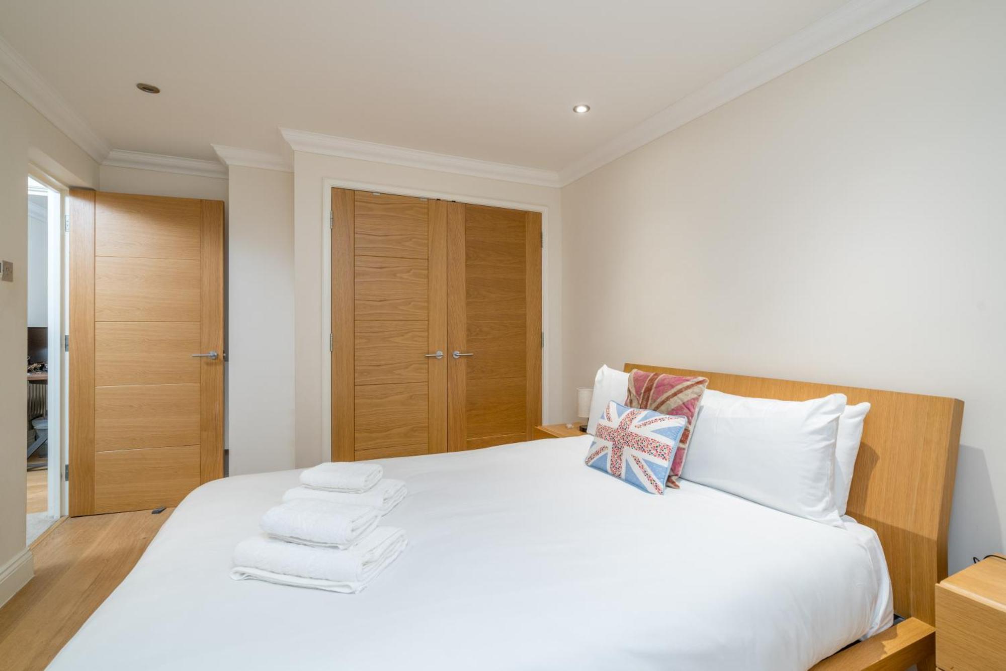 Great Apartment Near St Pauls Cathedral Londra Esterno foto
